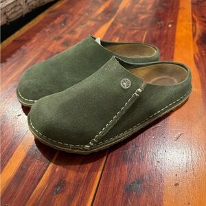 Birkenstock Zermatt Premium Clog- Suede Leather- Thyme 37